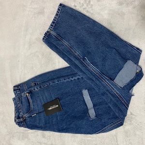 Mid Wash Slit Knee Straight Leg Jeans